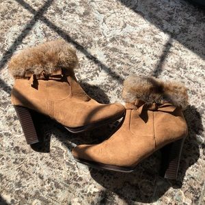 Dana Buchman Fur Bow Booties